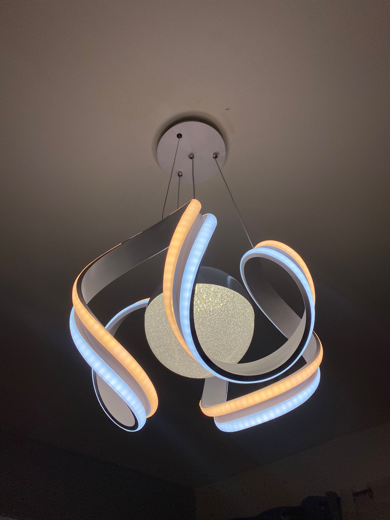 LUSTRE EN BOULE